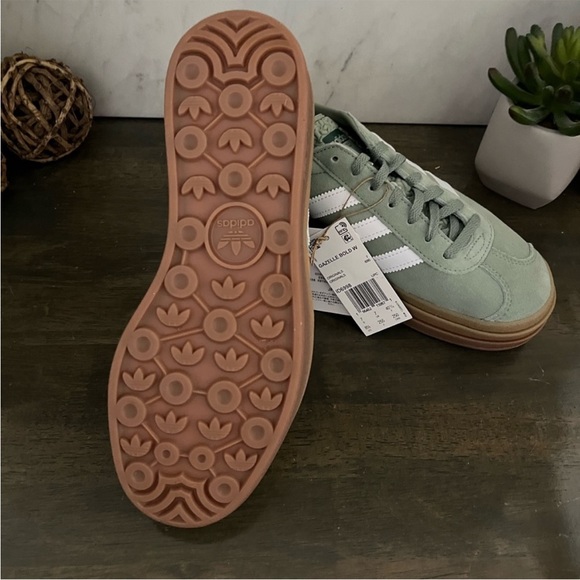 adidas Gazelle Bold Sage Silver Green Gum Sole - Picture 11 of 11